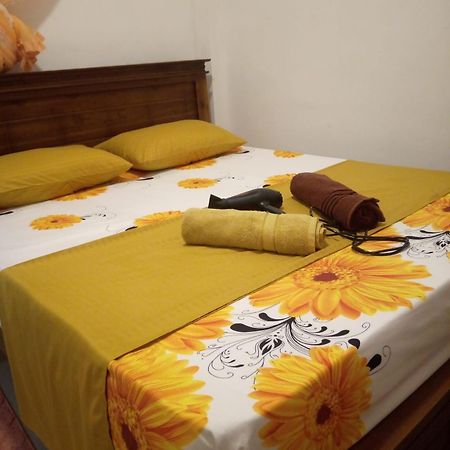Alexandra Home For Foreign Tourists Only Gampola Extérieur photo