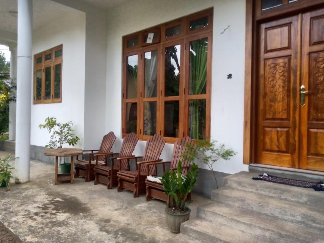 Alexandra Home For Foreign Tourists Only Gampola Extérieur photo