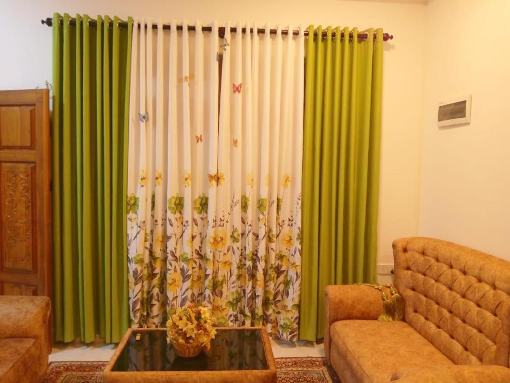Alexandra Home For Foreign Tourists Only Gampola Extérieur photo